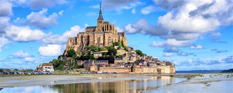 Mont Saint Michel Tours with Local Private Tour Guides