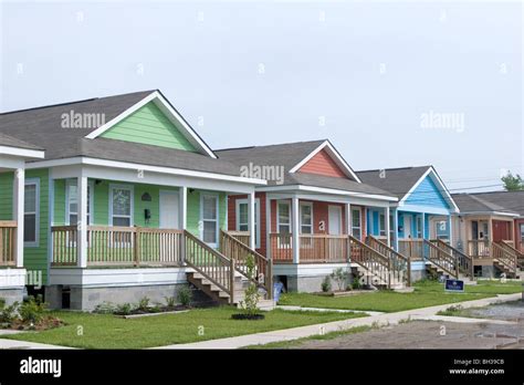 Row Of New Homes In New Orleans Stock Photo Alamy