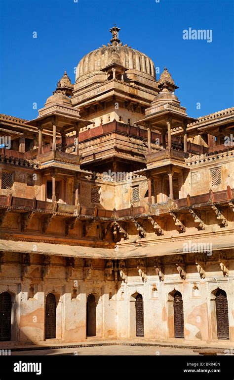 Jahangir Mahal Orchha Madhya Pradesh India Stock Photo Alamy