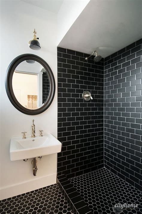 10 Gorgeous Bathrooms With Black Tile