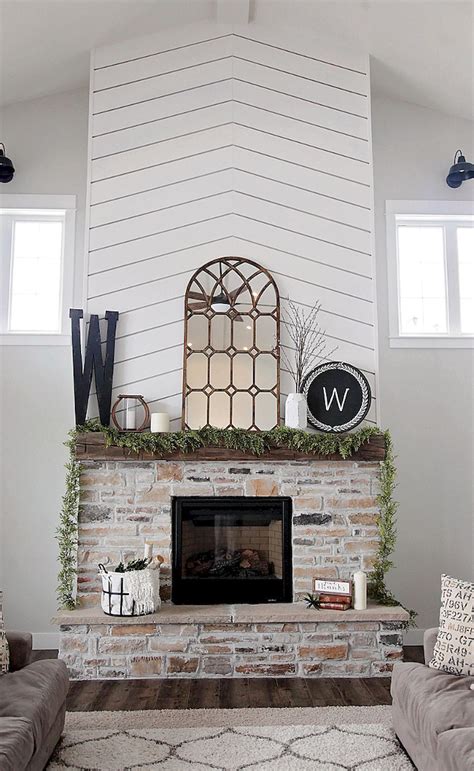 80 Incridible Rustic Farmhouse Fireplace Ideas Makeover 55 Rustic
