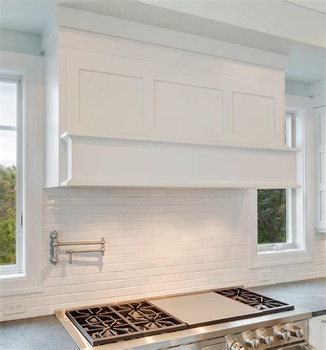 White Transitional Kitchen Mantoloking New Jersey By Design Line Kitchens