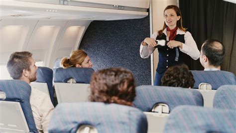 Should You Tip A Flight Attendant