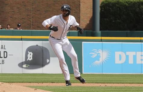 Tigers Squander 2 Leads Extend Losing Streak To 6 Games Mlive Com