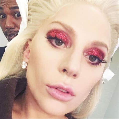 Lady Gagas Eyebrow Makeup Like W1
