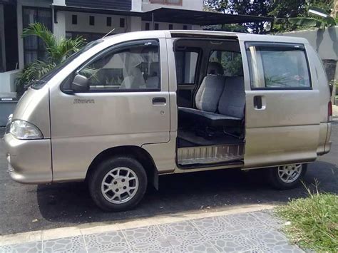 Daihatsu zebra master (espass) tahun 2004 warna coklat metalik / campange. mobil: Mobil Zebra Espass