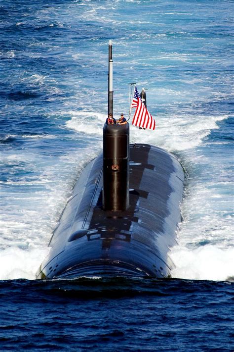 100726 6720t N 196east Sea July 26 2010 The Los Angeles Class Attack Submarine Uss Tuscon