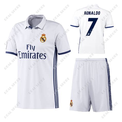 Download real madrid kits for dream league soccer and build up your team with luka modric, tony kroos, gareth bale, karim benzema,. Купить Детская футбольная форма ФК Реал Мадрид, Криштиану ...
