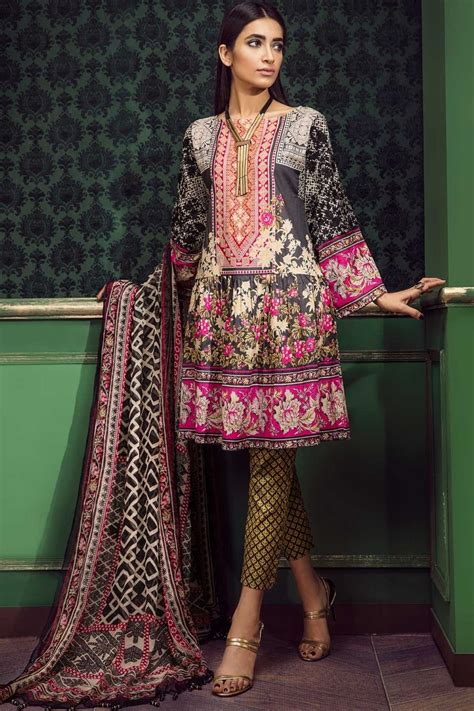 Embriodered Khaadi Latest Summer Lawn Dresses Designs Collection 2018