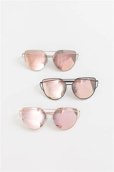 These Mirrored Sunglasses Are So Retro Chic Yet Feminine We Love The