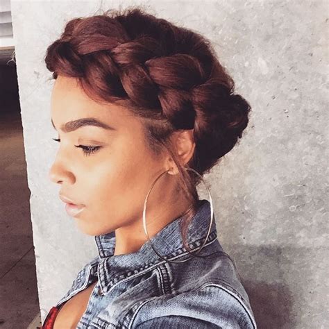 The 25 Best Halo Braid With Weave Ideas On Pinterest