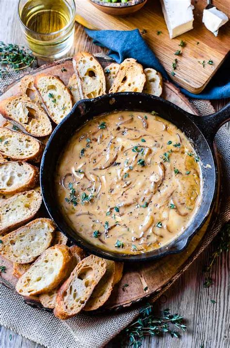 Hot Caramelized Onion Dip With Brie Food Above Gold