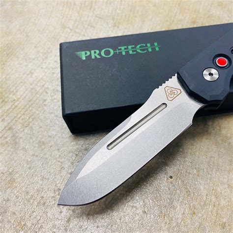 Protech 1804 Prometheus Design Werx 35 Stonewash Auto Invictus Knife