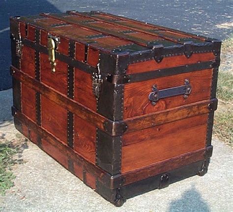 599 Restored Antique Victorian Flat Top Trunk For Sale And Available