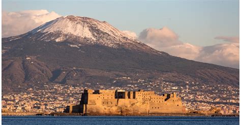 It has been of main interest for both historians and geologist. The 5 Best Mount Vesuvius and Pompeii Tours from Naples ...