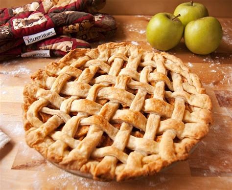 Perfectly sweetened filling, firm apples and a crust with the perfect amount of crispiness all come together more easily than you think. Homemade Apple Pie - 2Teaspoons