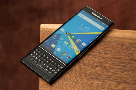 Blackberry Priv Starts Receiving October Android Security