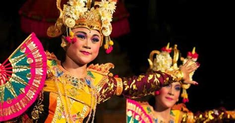 Adapun tujuan dari persatuan indonesia ialah untuk melindungi rakyat indonesia agar terhindar dari perpecahan. aneka tari tradisional Indonesia: Aneka tari tradisional Indonesia warisan budaya