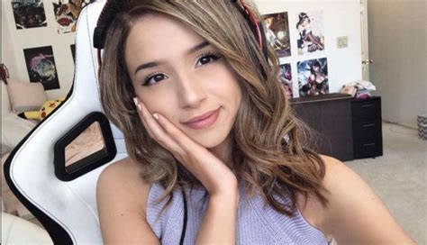 Top 10 Pokimane No Makeup Pictures Why Internet Thinks Next Bulletin