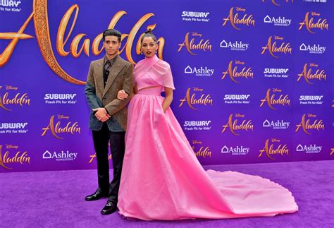 Mena Massoud And Naomi Scott At The Aladdin Premiere 2019 Popsugar Celebrity Uk Photo 13