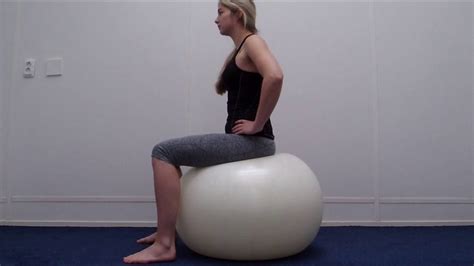 fysiotherapie oefening bekkenkanteling op de bal youtube