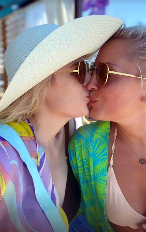 Rebel Wilson Kisses Girlfriend Ramona Agruma In Selfie