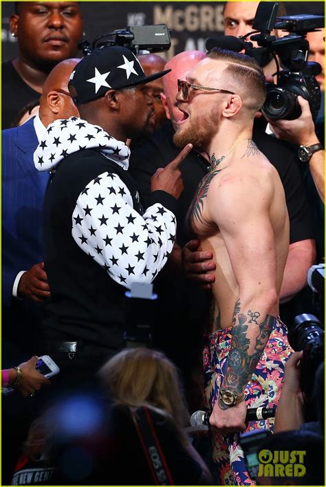 Photo Conor Mcgregor Goes Shirtless During Press Conference With Floyd Mayweather Jr Photo