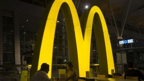 Mcdonalds Faces 25 New Charges Of Sexual Harassment In The Workplace