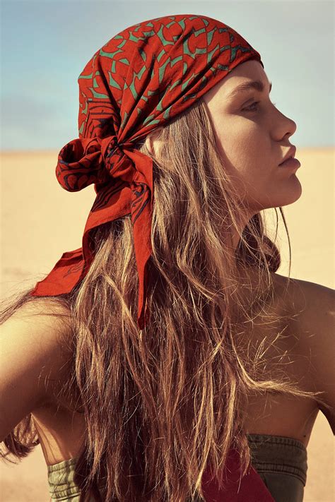 Voyager Block Print Bandana In 2020 Bandana Hairstyles For Long Hair