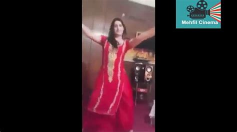 Beautifull Pakistani Girl Homemade Mujra Dance 2016 Video Dailymotion