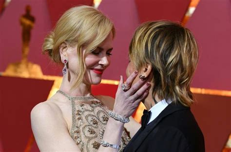 Nicole Kidman And Keith Urban Heat Up 2017 Oscars Red Carpet With