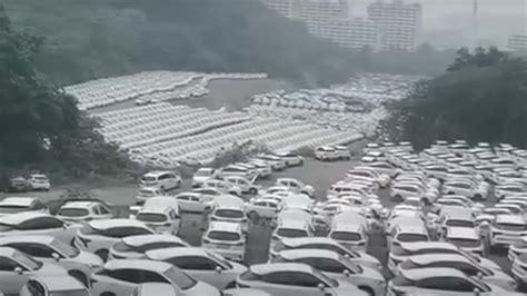 See Chinas Abandoned Ev Graveyard Thousands Of Cars