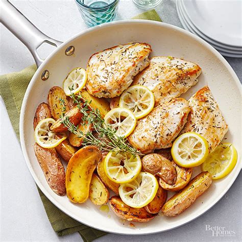 Chicken with bacon and pepper jack cheese. Quick and Easy Chicken Recipes