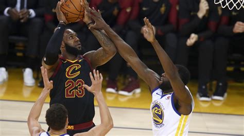 N B A Finals 2018 Live Cavs Vs Warriors Game 1 Updates The New York Times