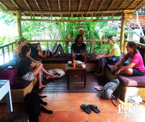Pelan Pelan Surf And Yoga Retreat Bali Indonesia