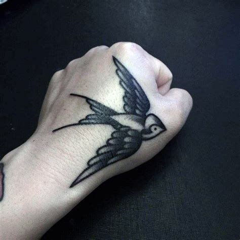 Sailors, warriors, and priests often tattooed. 50 Simple Traditional Tattoos For Men - Old School Design ...