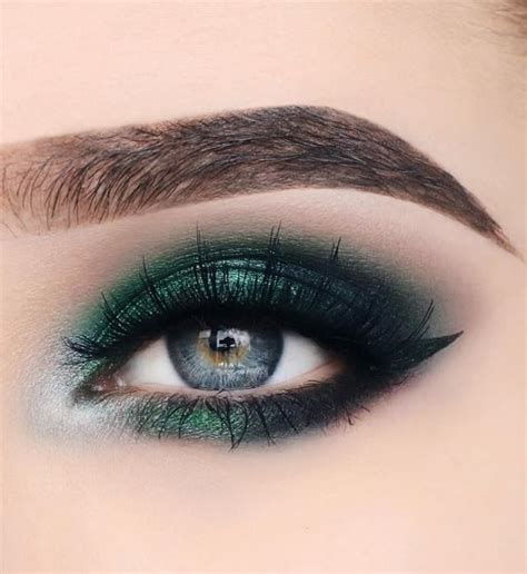 Green Eyeshadow 20 Looks Thatll Work On Any Skin Tone Sheideas