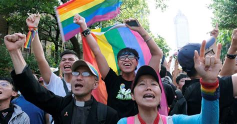 Taiwan Legalises Same Sex Marriage In First For Asia The Irish Times