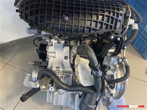Bmw i8 engine