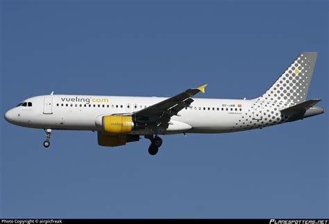 Ec Jab Vueling Airbus A320 214 Photo By Airpicfreak Id 063340