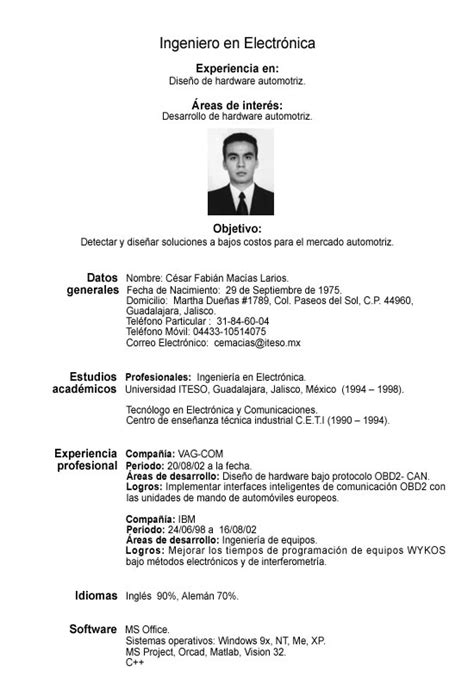 Salte del formato de siempre con esta plantilla y sorprende a tus entrevistadores con un cv perfectamente perfecto modelo de curriculum vitae para los más creativos, este cv, es el aliado perfecto para tener en tu próxima entrevista de trabajo. Mírate el ombligo: diciembre 2012