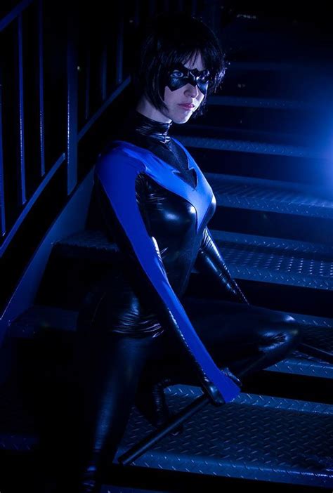 Genderbent Nightwing Cosplay By Echoing Artemis Dc Comics Cosplay