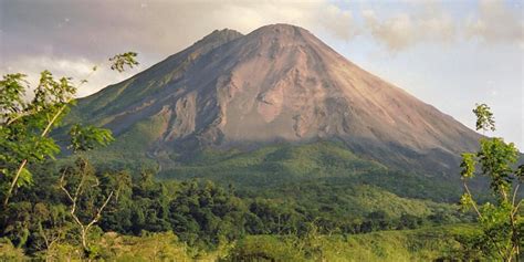 Arenal Volcano National Park Half Day Hike Getyourguide
