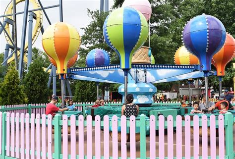 Six Flags Nj An Amusement Park With Big And Little Thrills