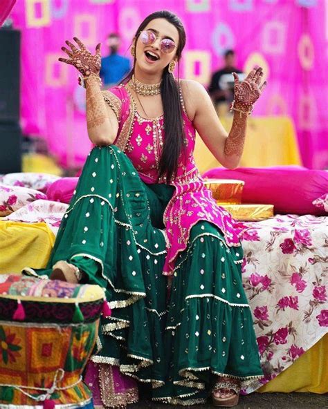 Our Most Favorite Mehndi Outfit Color Combinations For Brides