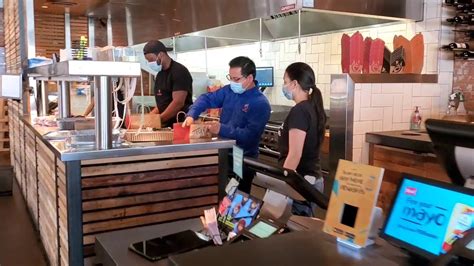 This is the best quality transfer i have seen of this film. NANDO'S PERI-PERI PROVIDES LUNCH FOR COOK COUNTY STROGER HOSPITAL HEALTHCARE WORKERS - YouTube