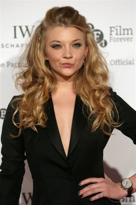 Out And About 1 Natalie Dormer Gala Dinner Golden Girl Queen Of