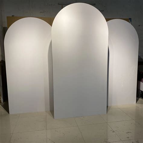 New Design Arch Trend Trio Panels In Different Heights Backdrop Display