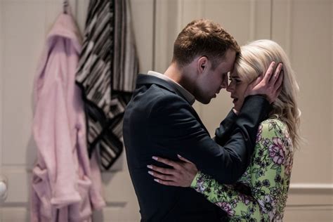 Eastenders Shock As Lola Reveals She Is Pregnant With Jays Baby But