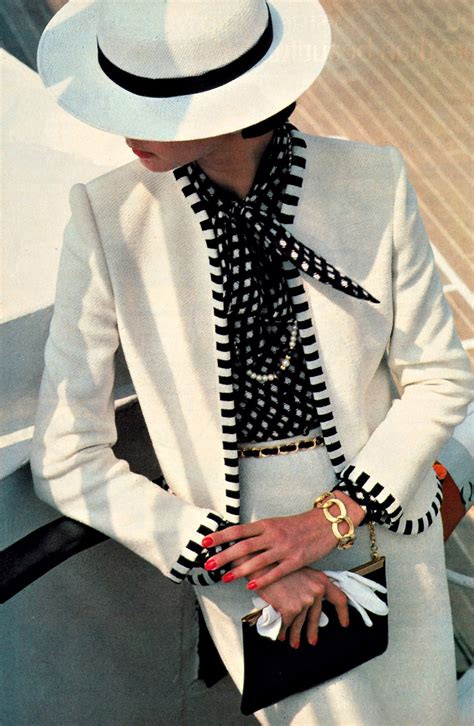 vintage clothing 80s style the 80s fashion trends that have made a return the art of images